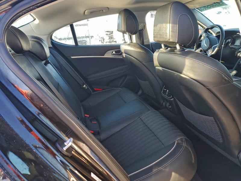 Фото 10 - GENESIS G70