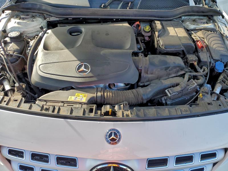 Фото 11 - MERCEDES-BENZ GLA-CLASS