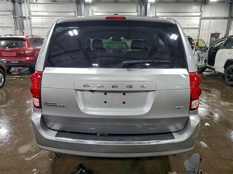 Фото 6 - DODGE CARAVAN