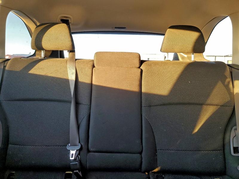 Фото 10 - SUBARU OUTBACK