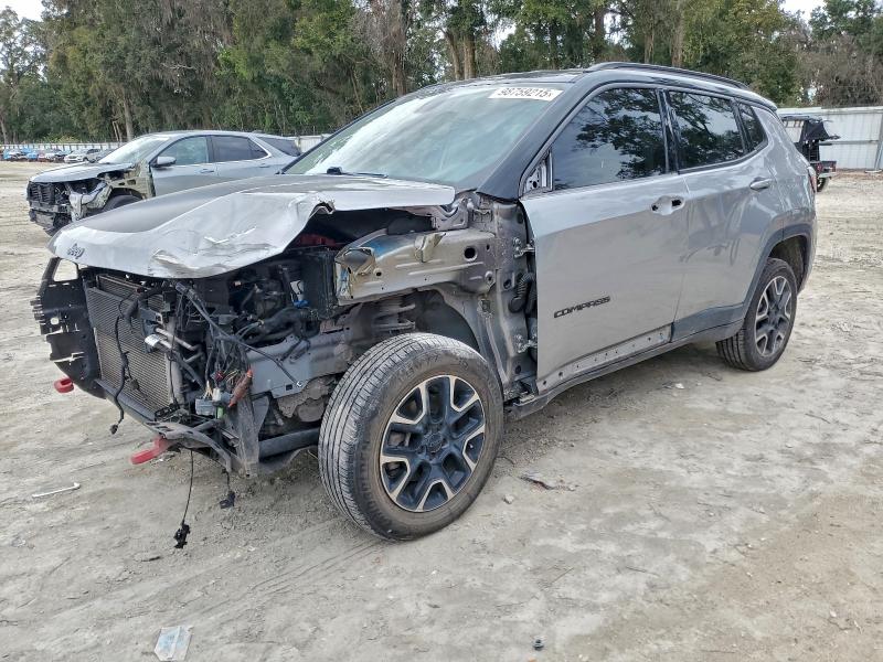 Фото 1 - JEEP COMPASS