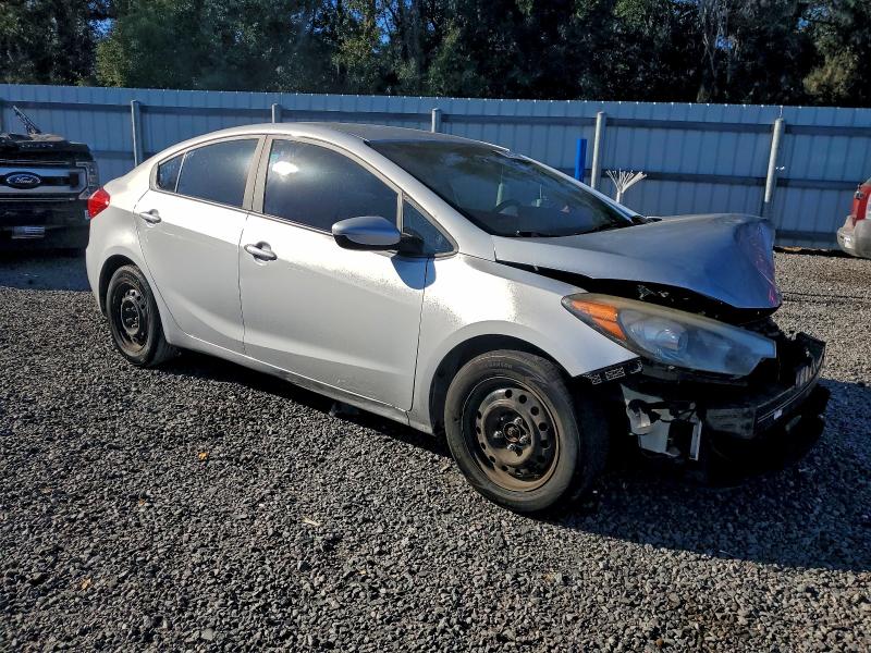 Фото 4 - KIA FORTE