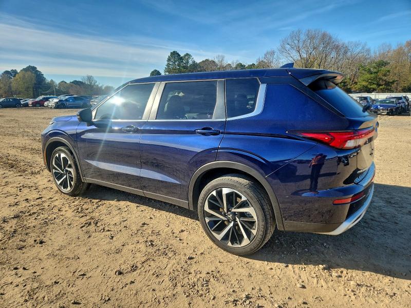 Фото 2 - MITSUBISHI OUTLANDER