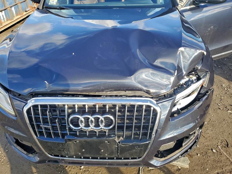 Фото 11 - AUDI Q5