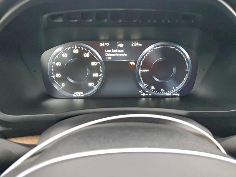 Фото 9 - VOLVO XC90