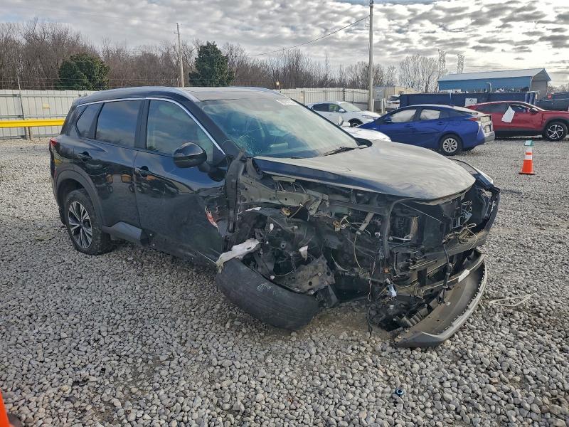 Фото 4 - NISSAN ROGUE