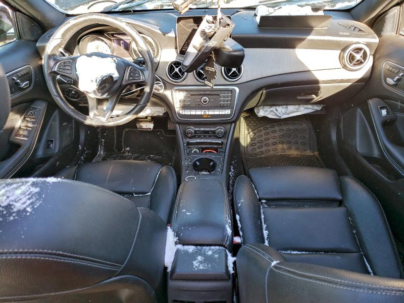 Фото 8 - MERCEDES-BENZ GLA-CLASS