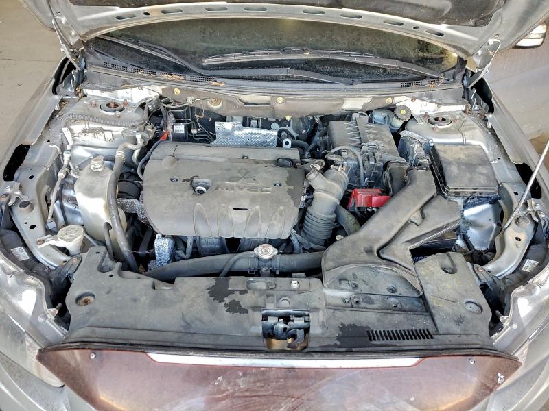 Фото 11 - MITSUBISHI LANCER