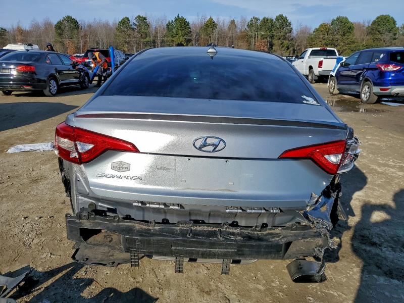 Фото 6 - HYUNDAI SONATA