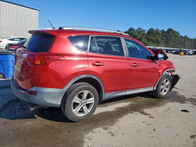 Фото 3 - TOYOTA RAV4
