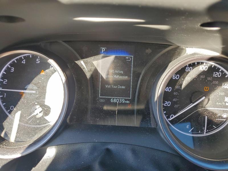 Фото 9 - TOYOTA CAMRY