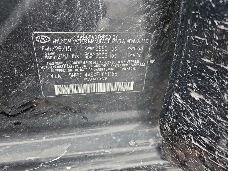 Фото 12 - HYUNDAI ELANTRA