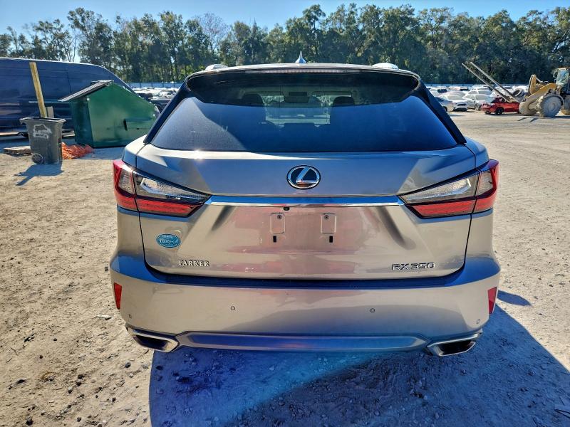 Фото 6 - LEXUS RX350