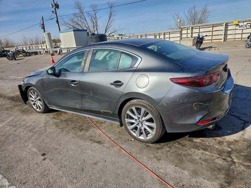 Фото 2 - MAZDA 3