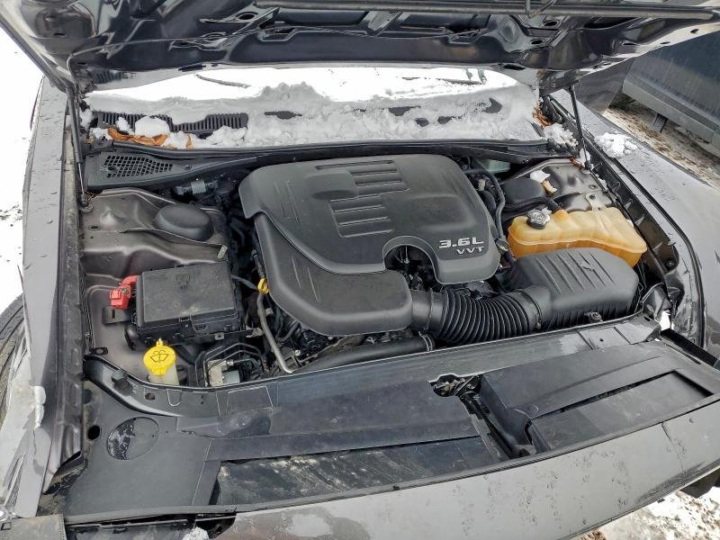 Фото 11 - DODGE CHALLENGER