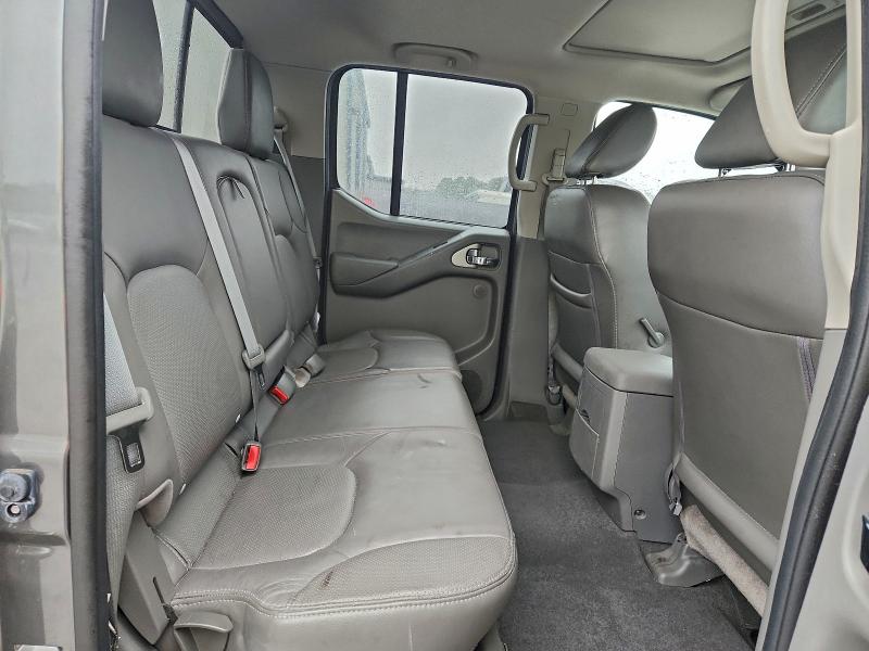 Фото 10 - NISSAN FRONTIER