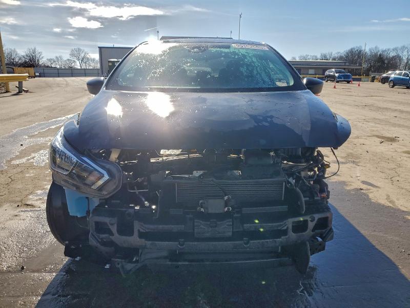 Фото 5 - NISSAN VERSA