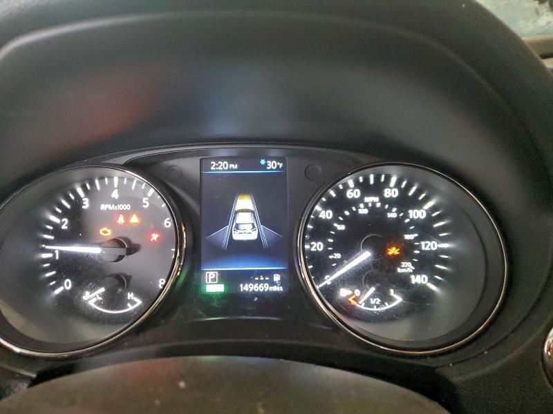 Фото 9 - NISSAN ROGUE