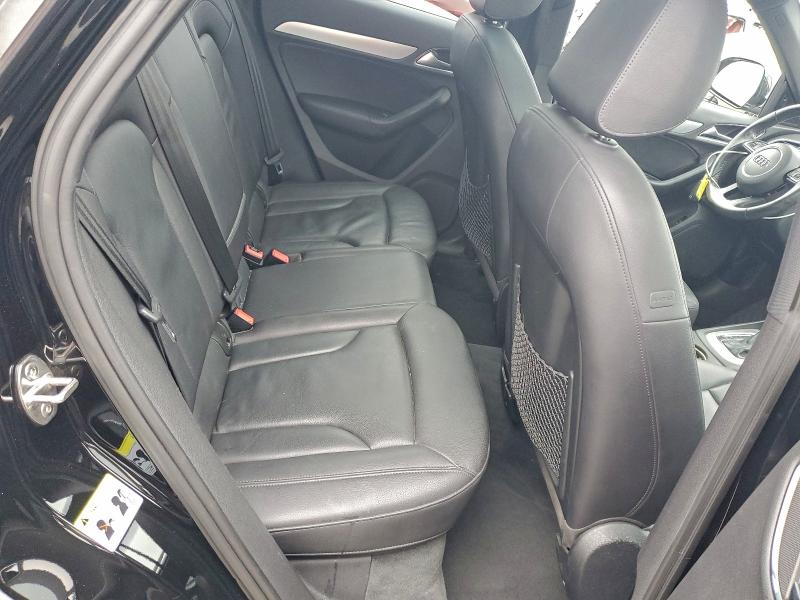 Фото 10 - AUDI Q3