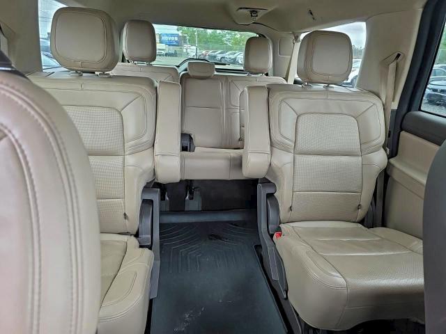 Фото 10 - LINCOLN NAVIGATOR