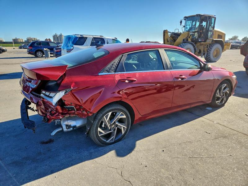 Фото 3 - HYUNDAI ELANTRA