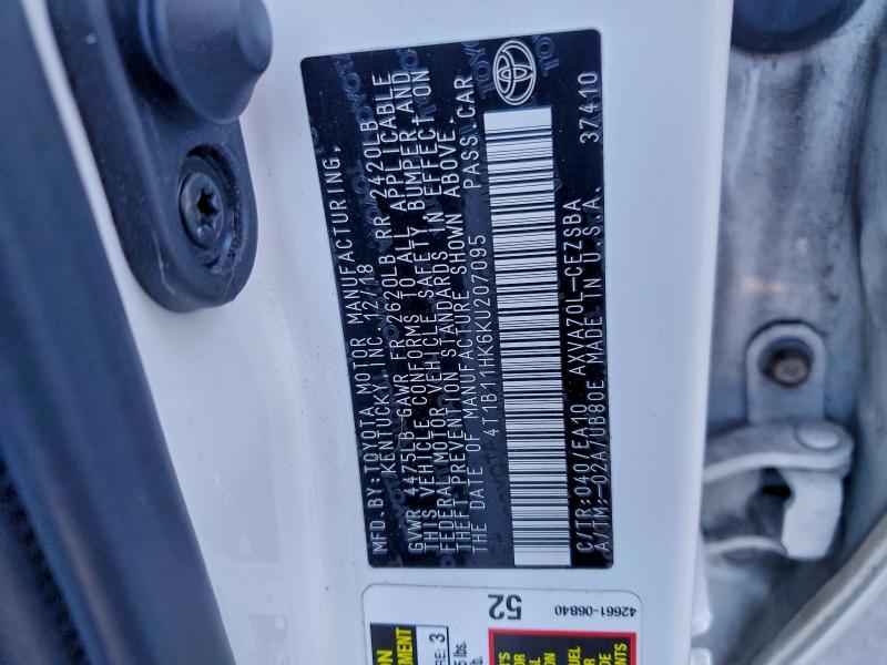 Фото 13 - TOYOTA CAMRY