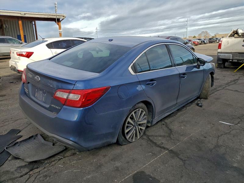 Фото 3 - SUBARU LEGACY