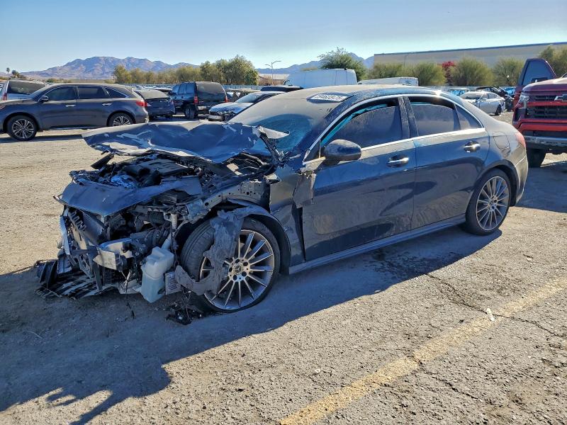 Фото 1 - MERCEDES-BENZ A-CLASS