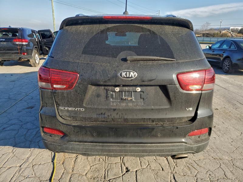 Фото 6 - KIA SORENTO