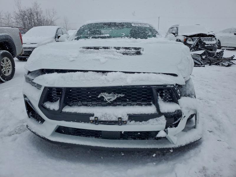 Фото 5 - FORD MUSTANG