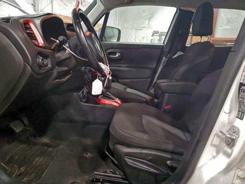 Фото 7 - JEEP RENEGADE