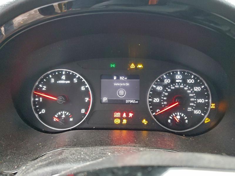 Фото 9 - KIA SELTOS