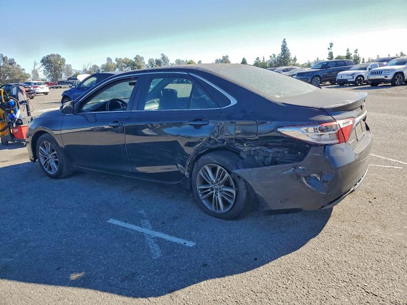 Фото 2 - TOYOTA CAMRY