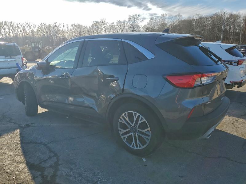 Фото 2 - FORD ESCAPE