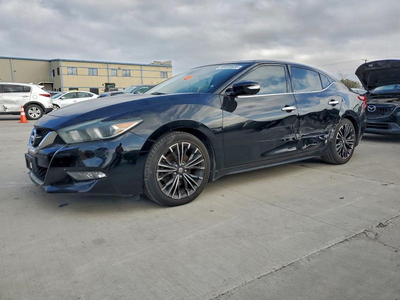 Фото 1 - NISSAN MAXIMA