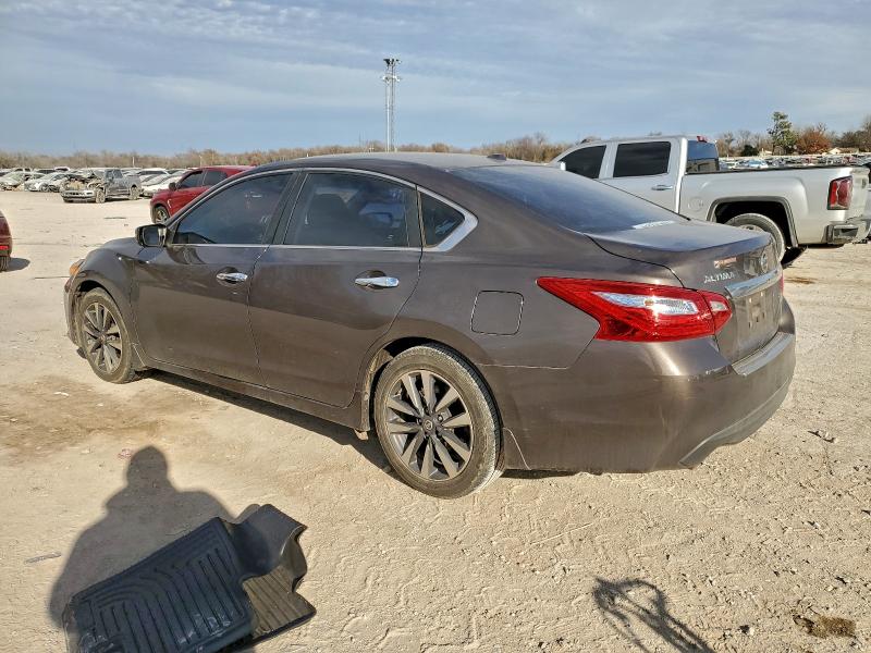 Фото 2 - NISSAN ALTIMA