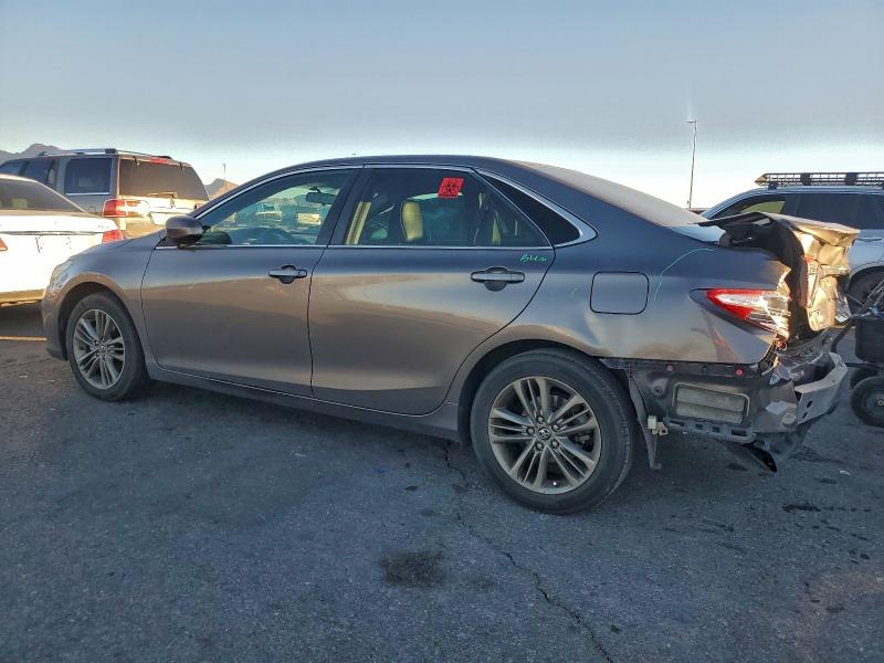 Фото 2 - TOYOTA CAMRY