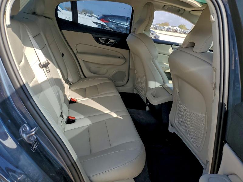 Фото 10 - VOLVO S60