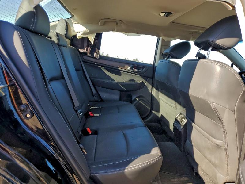 Фото 10 - SUBARU LEGACY