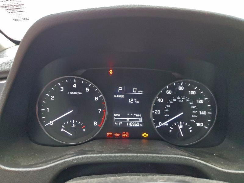 Фото 9 - HYUNDAI ELANTRA