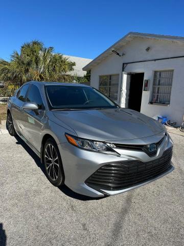 Фото 2 - TOYOTA CAMRY