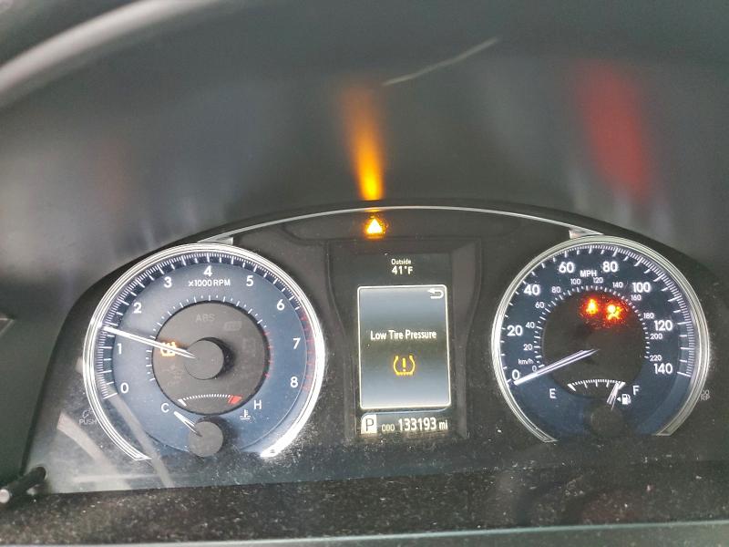 Фото 9 - TOYOTA CAMRY