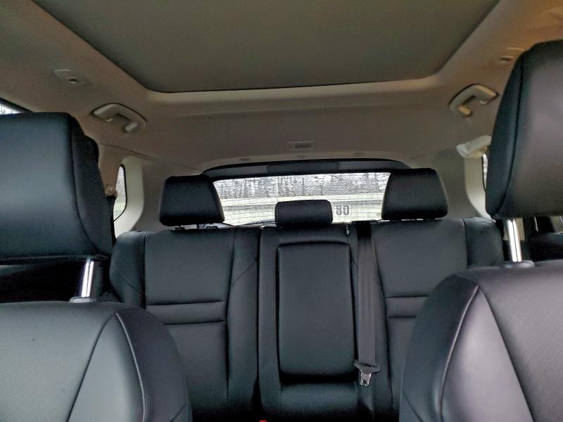 Фото 10 - NISSAN ROGUE