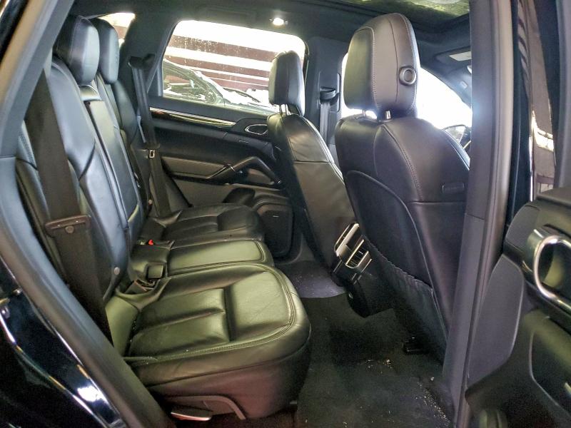 Фото 11 - PORSCHE CAYENNE