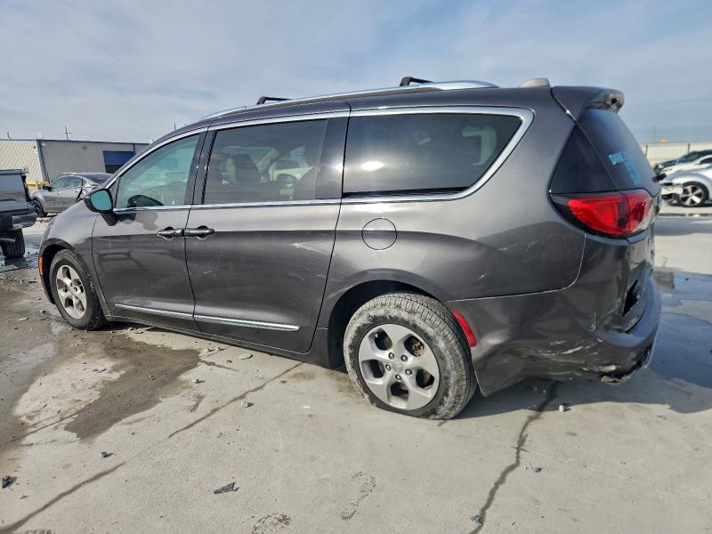 Фото 2 - CHRYSLER PACIFICA