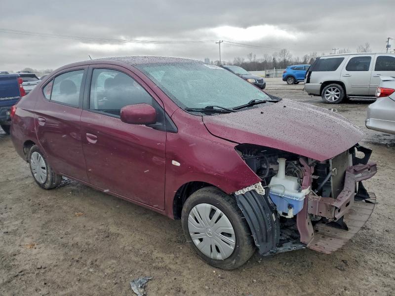 Фото 4 - MITSUBISHI MIRAGE