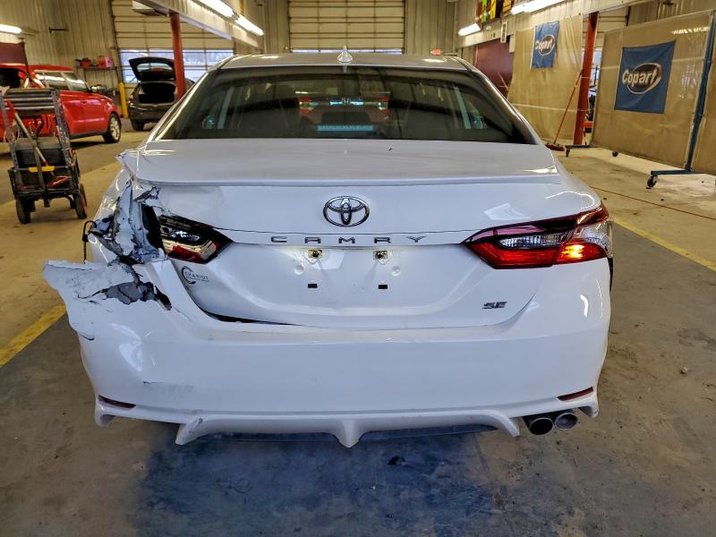 Фото 6 - TOYOTA CAMRY