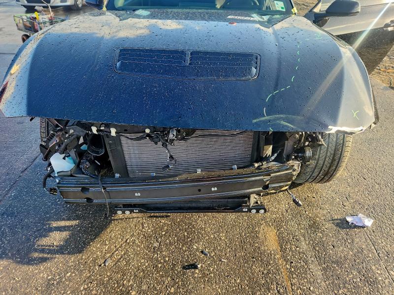 Фото 11 - FORD MUSTANG