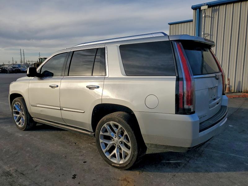 Фото 2 - CADILLAC ESCALADE
