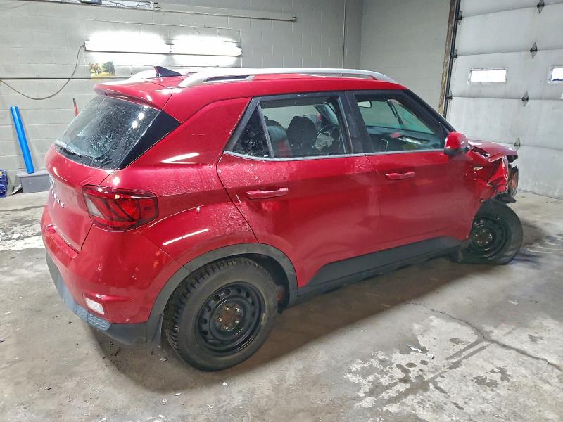 Фото 3 - HYUNDAI VENUE